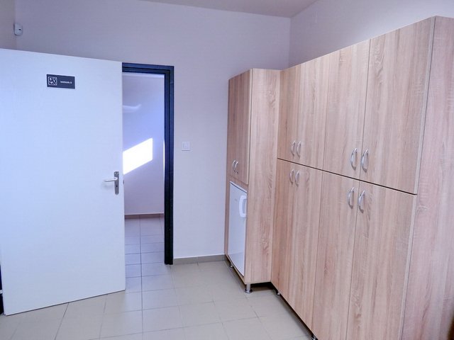 Átadták a felújított felnőtt háziorvosi rendelőt 45